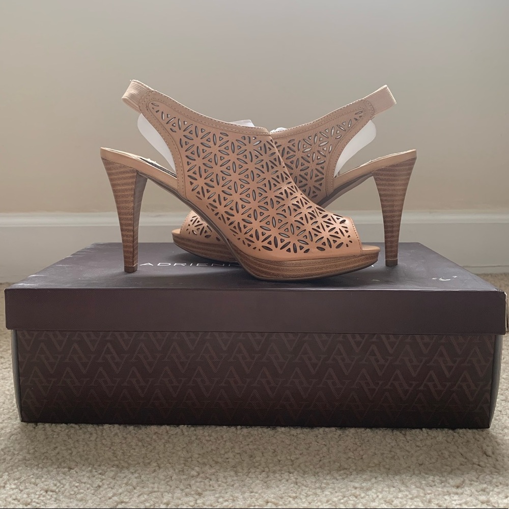 Adrienne Vitradini sandals size 6.5M